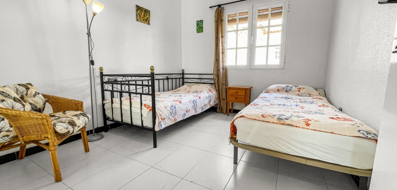 Sale - Apartment / flat -
Orihuela Costa - Los Altos