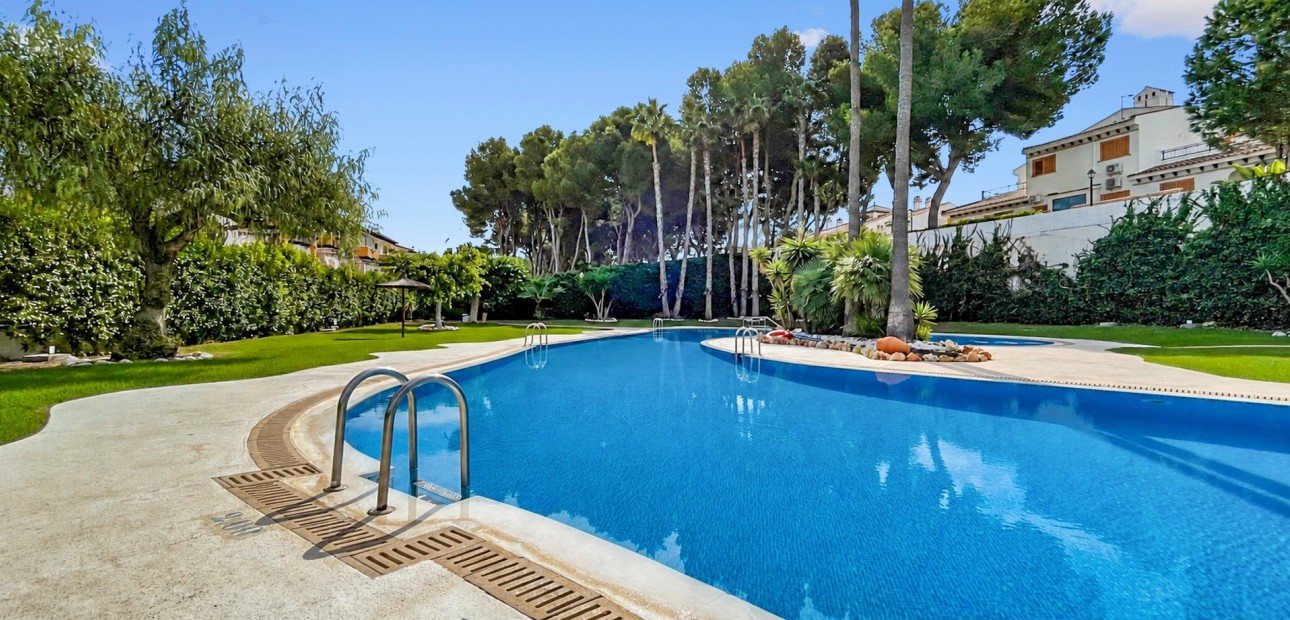 Sale - Apartment / flat -
Orihuela Costa - Mil Palmeras