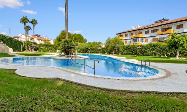 Sale - Apartment / flat -
Orihuela Costa - Mil Palmeras