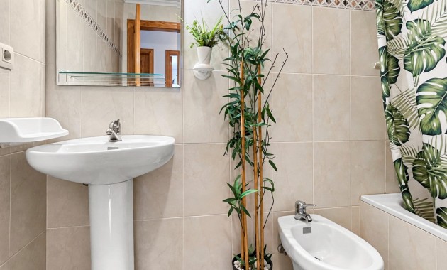 Sale - Apartment / flat -
Orihuela Costa - Mil Palmeras