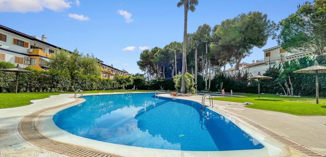 Sale - Apartment / flat -
Orihuela Costa - Mil Palmeras