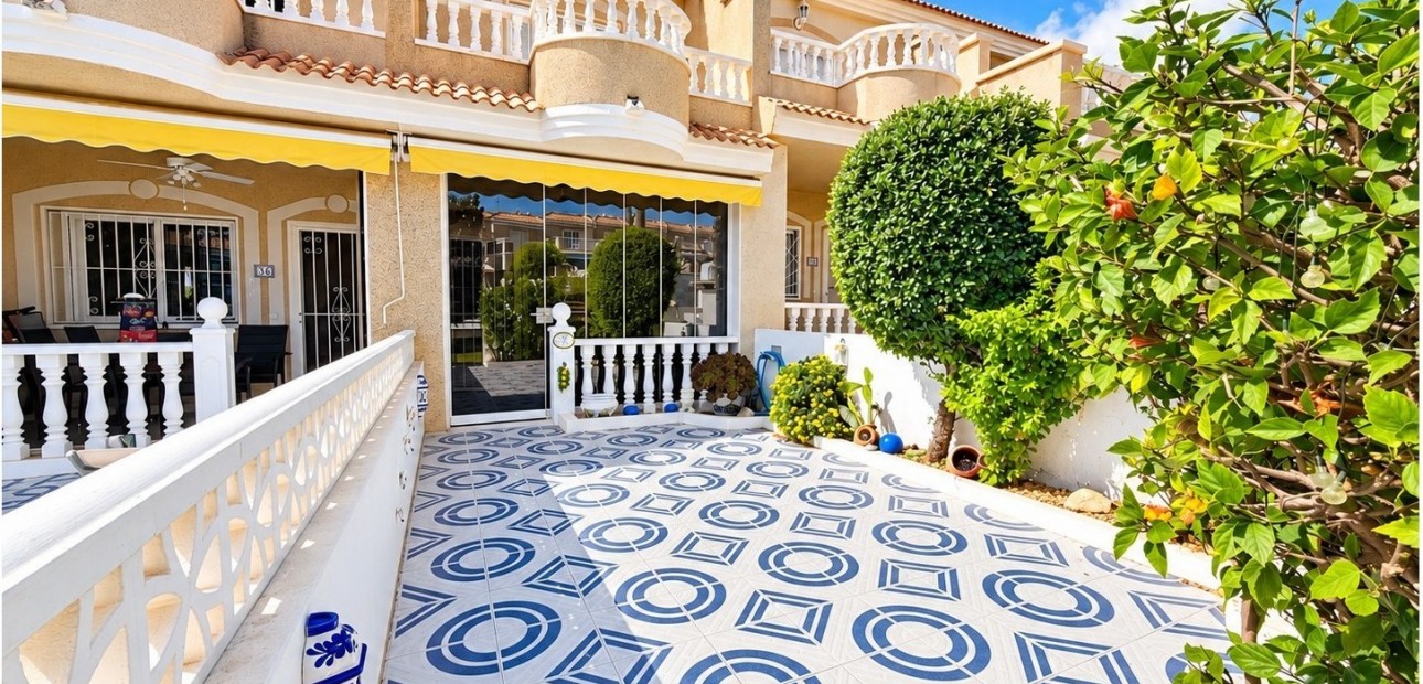 Sale - Townhouse -
Ciudad Quesada - La Fiesta