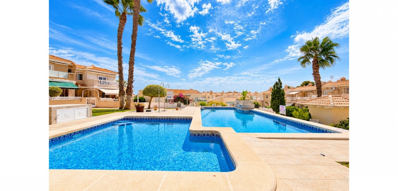 Sale - Townhouse -
Ciudad Quesada - La Fiesta