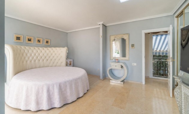 Sale - Villa -
Torrevieja - Torre la mata