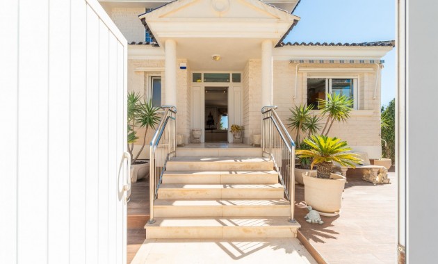 Sale - Villa -
Torrevieja - Torre la mata