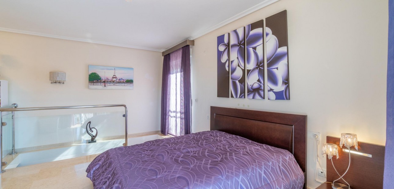 Sale - Villa -
Torrevieja - Torre la mata