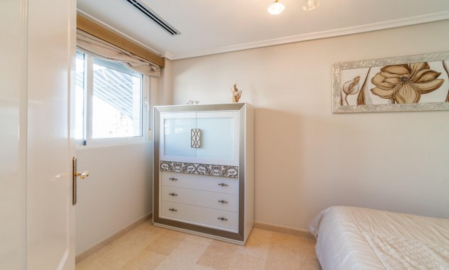 Sale - Villa -
Torrevieja - Torre la mata