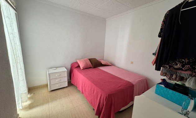 Sale - Bungalow -
Torrevieja - El limonar