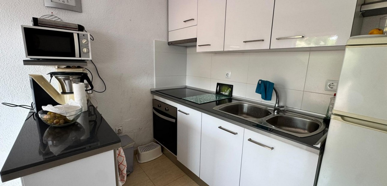 Sale - Bungalow -
Torrevieja - El limonar