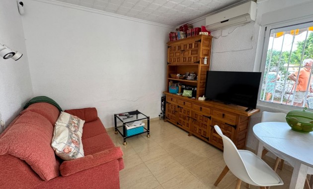 Sale - Bungalow -
Torrevieja - El limonar