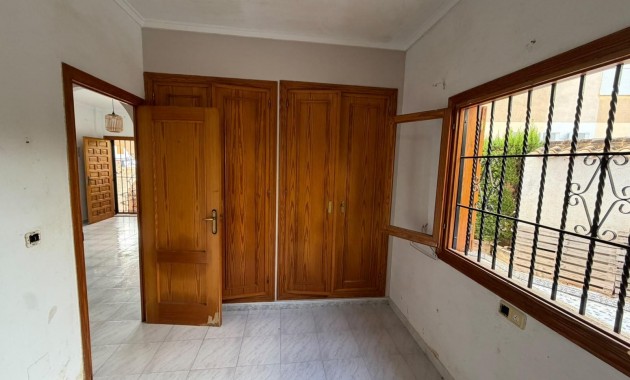 Sale - Apartment / flat -
Torrevieja - Los Frutales