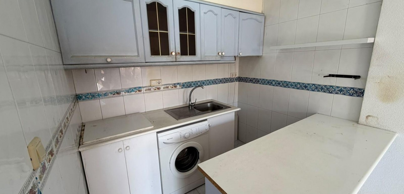 Sale - Apartment / flat -
Torrevieja - Los Frutales