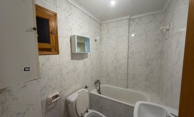 Sale - Apartment / flat -
Torrevieja - Los Frutales