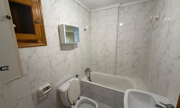 Sale - Apartment / flat -
Torrevieja - Los Frutales