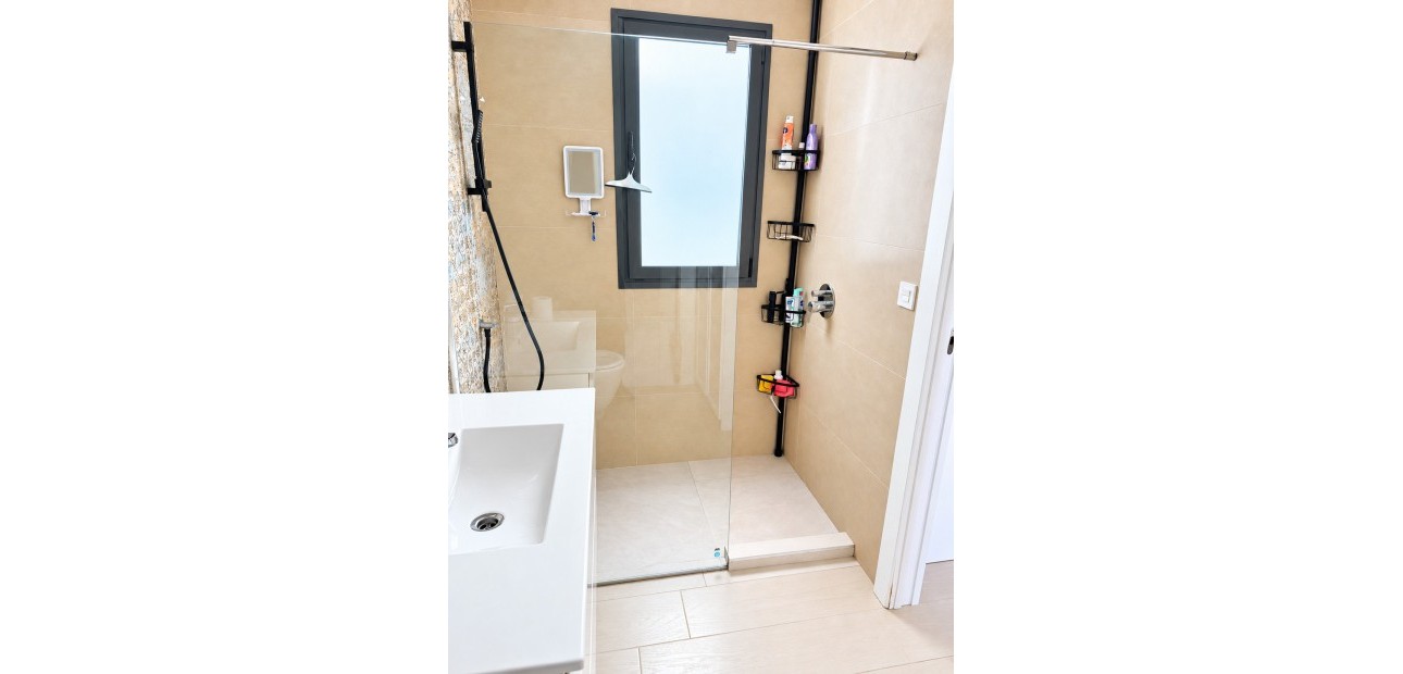 Sale - Detached Villa -
Rojales - Rojales - Village