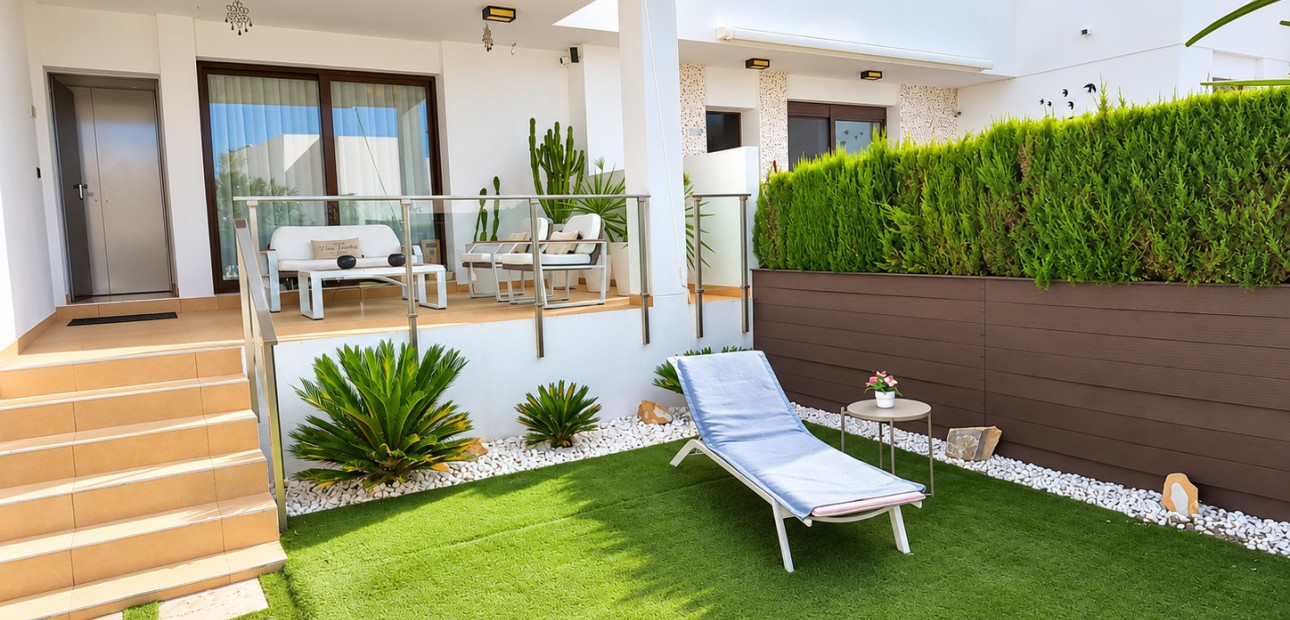 Sale - Apartment / flat -
Algorfa - La Finca Golf Resort