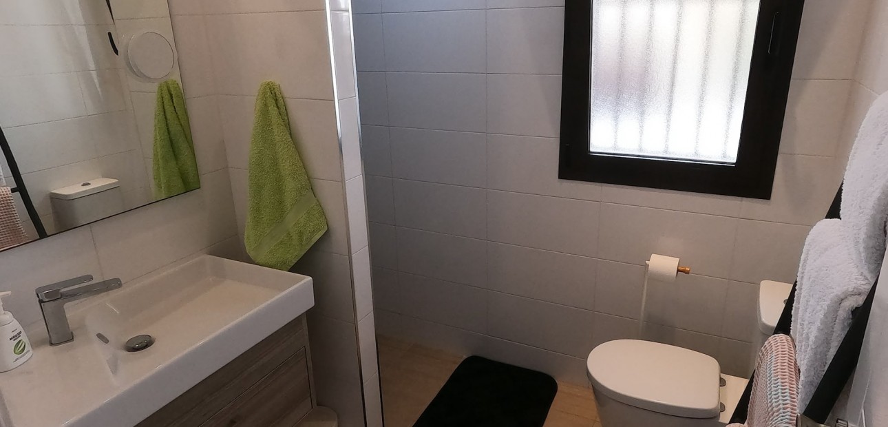 Sale - Apartment / flat -
Algorfa - La Finca Golf Resort