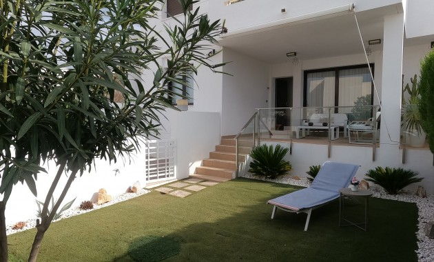 Sale - Apartment / flat -
Algorfa - La Finca Golf Resort