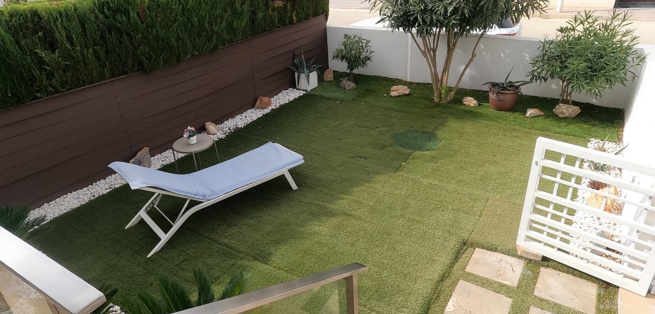 Sale - Apartment / flat -
Algorfa - La Finca Golf Resort