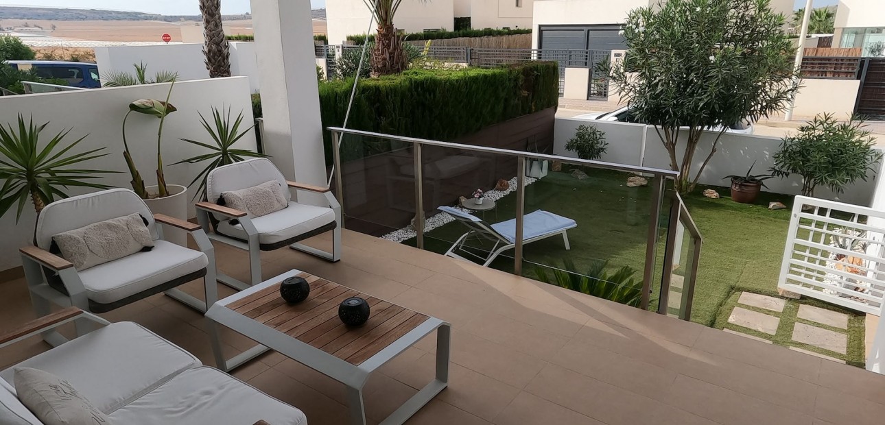Sale - Apartment / flat -
Algorfa - La Finca Golf Resort