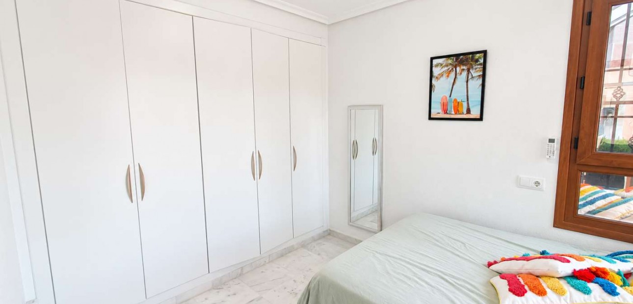 Sale - Detached Villa -
Algorfa - La Finca Golf Resort
