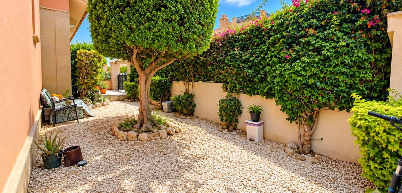 Sale - Detached Villa -
Algorfa - La Finca Golf Resort