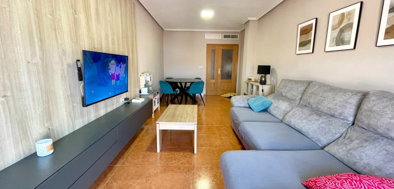 Sale - Apartment / flat -
Catral - pueblo