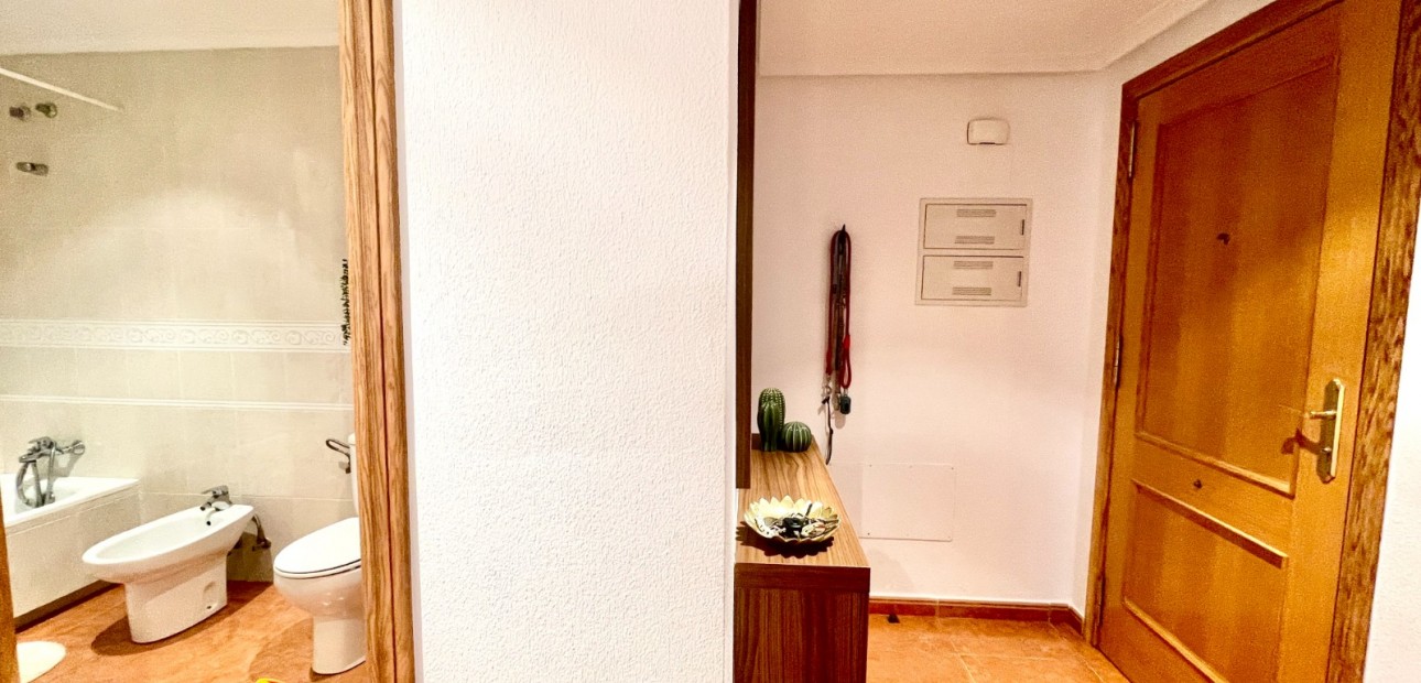 Sale - Apartment / flat -
Catral - pueblo