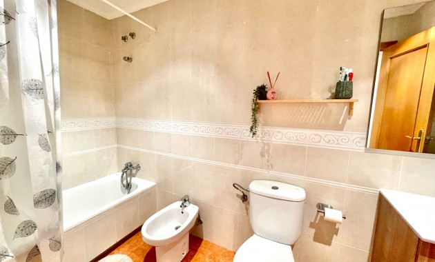 Sale - Apartment / flat -
Catral - pueblo