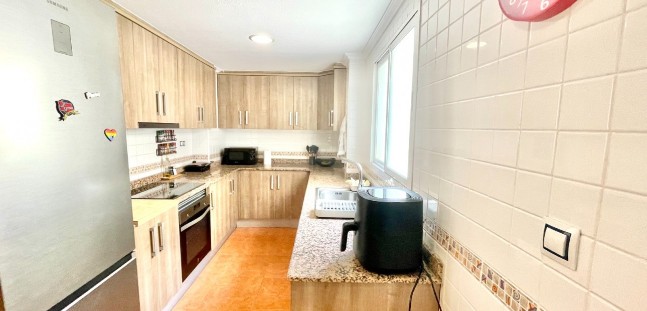 Sale - Apartment / flat -
Catral - pueblo