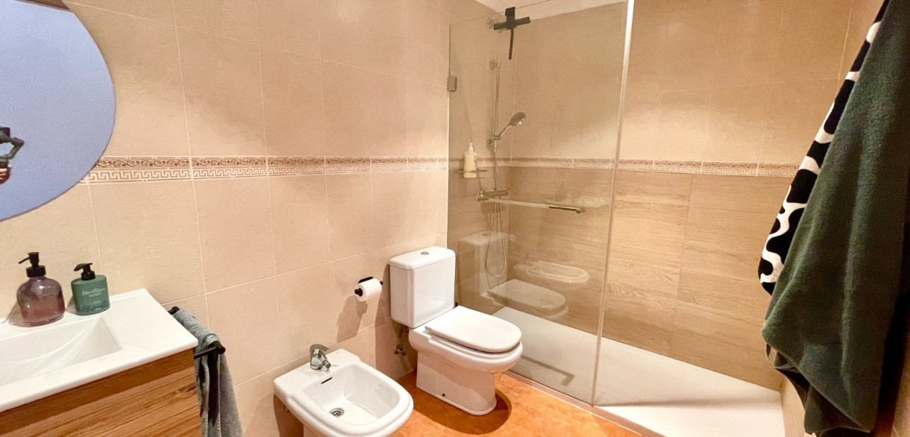 Sale - Apartment / flat -
Catral - pueblo