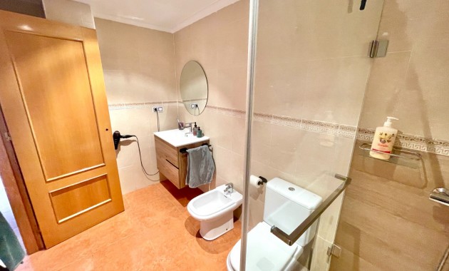 Sale - Apartment / flat -
Catral - pueblo