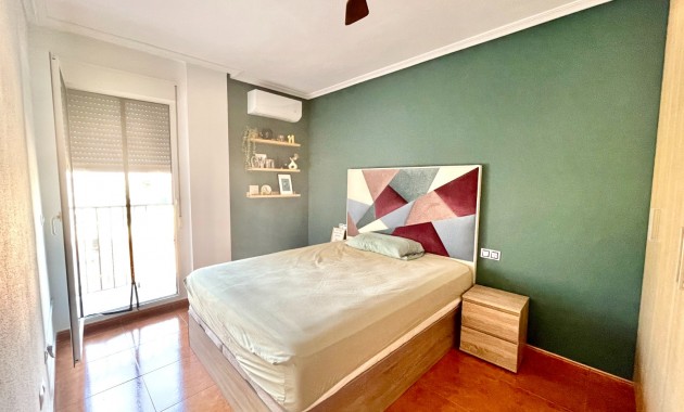 Sale - Apartment / flat -
Catral - pueblo