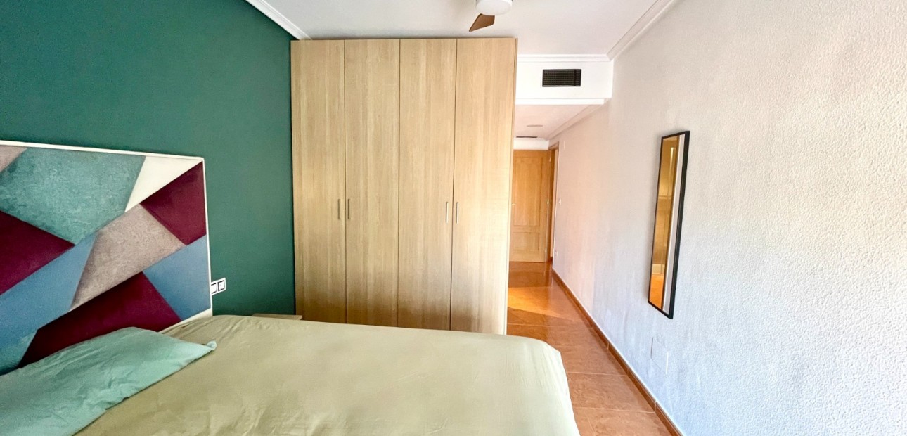 Sale - Apartment / flat -
Catral - pueblo