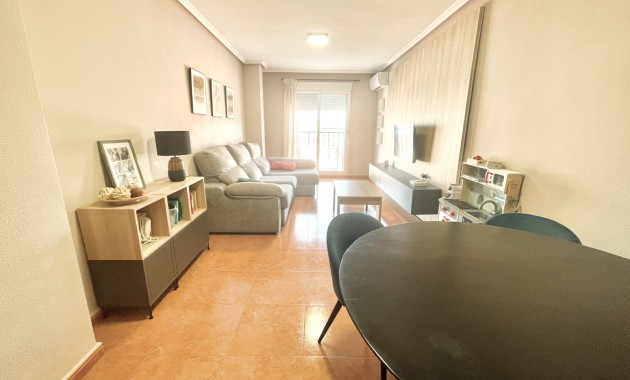 Sale - Apartment / flat -
Catral - pueblo