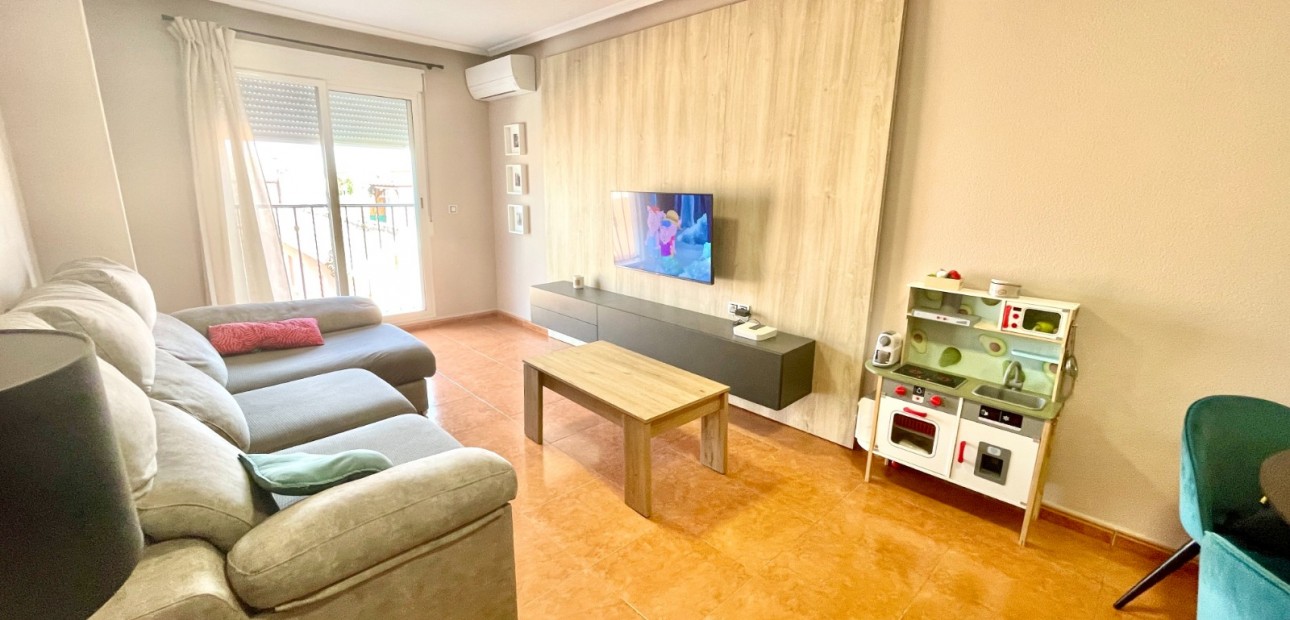 Sale - Apartment / flat -
Catral - pueblo