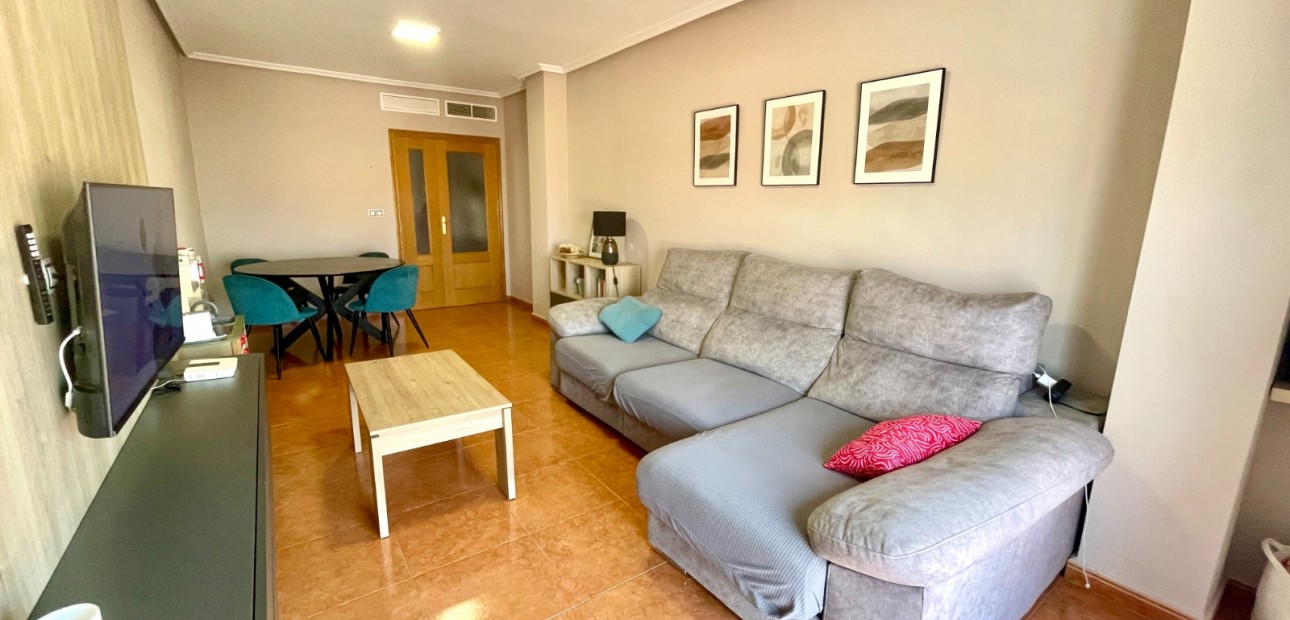Sale - Apartment / flat -
Catral - pueblo
