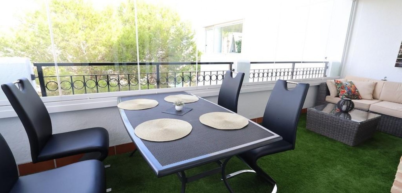 Sale - Apartment / flat -
Orihuela Costa - Villamartín-Las Filipinas