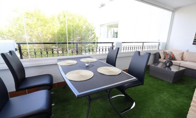 Sale - Apartment / flat -
Orihuela Costa - Villamartín-Las Filipinas