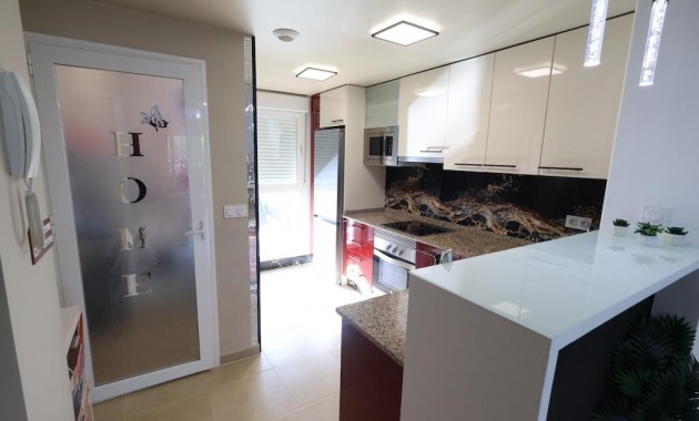 Sale - Apartment / flat -
Orihuela Costa - Villamartín-Las Filipinas