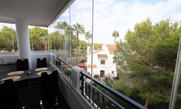 Sale - Apartment / flat -
Orihuela Costa - Villamartín-Las Filipinas