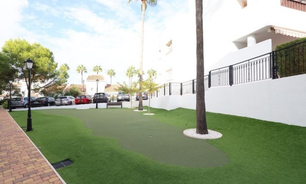 Sale - Apartment / flat -
Orihuela Costa - Villamartín-Las Filipinas