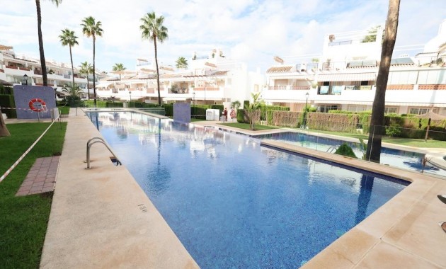 Sale - Apartment / flat -
Orihuela Costa - Villamartín-Las Filipinas
