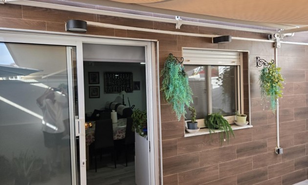 Sale - Bungalow -
Torrevieja - Los Balcones - Los Altos del Edén
