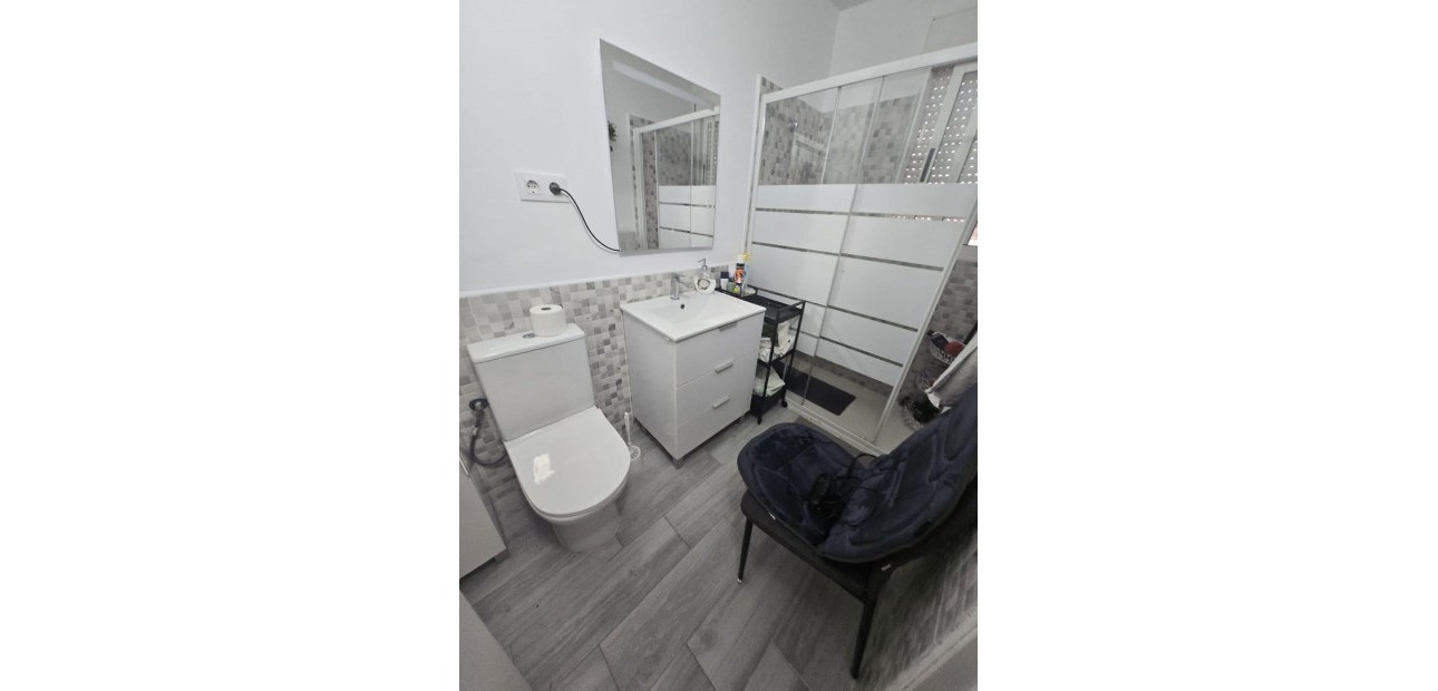 Sale - Bungalow -
Torrevieja - Los Balcones - Los Altos del Edén