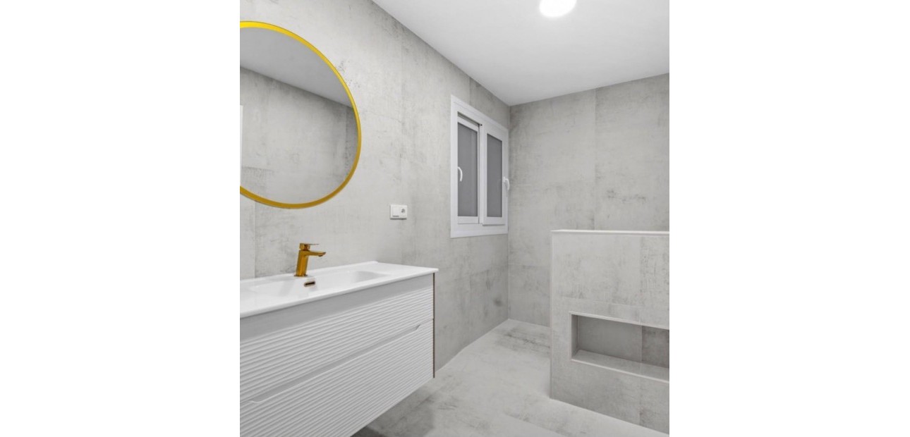 Herverkoop - Appartement / flat -
Torrevieja - torrevieja