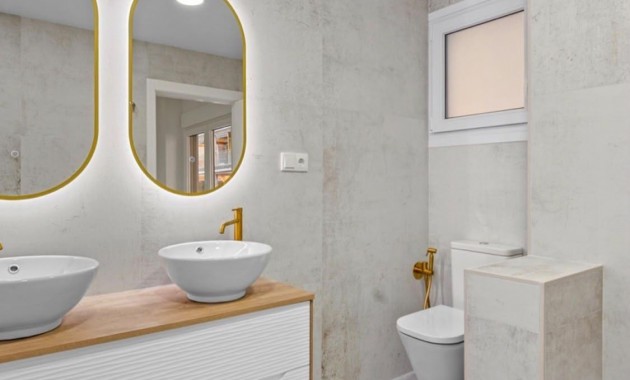 Herverkoop - Appartement / flat -
Torrevieja - torrevieja