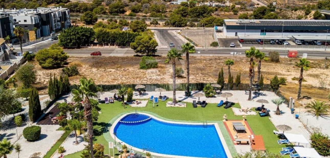 Sale - Bungalow -
Torrevieja - Estacion de autobuses