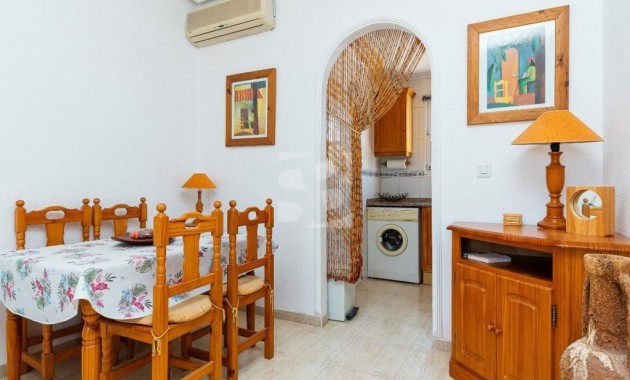 Sale - Bungalow -
Torrevieja - Estacion de autobuses