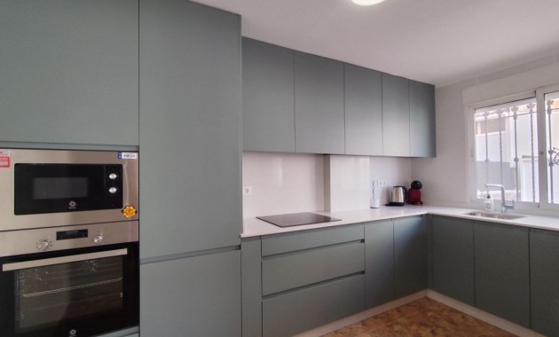 Sale - Bungalow -
Orihuela Costa - Campoamor